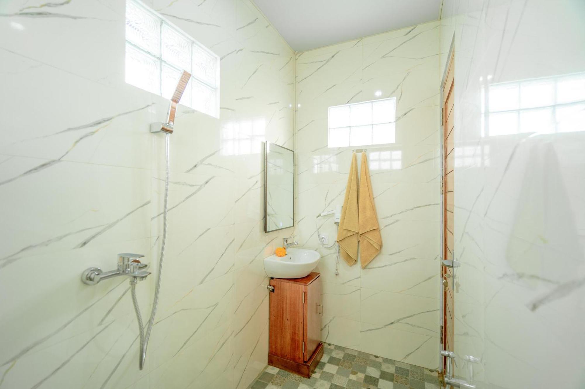 Ashanti Guest House Ubud エクステリア 写真
